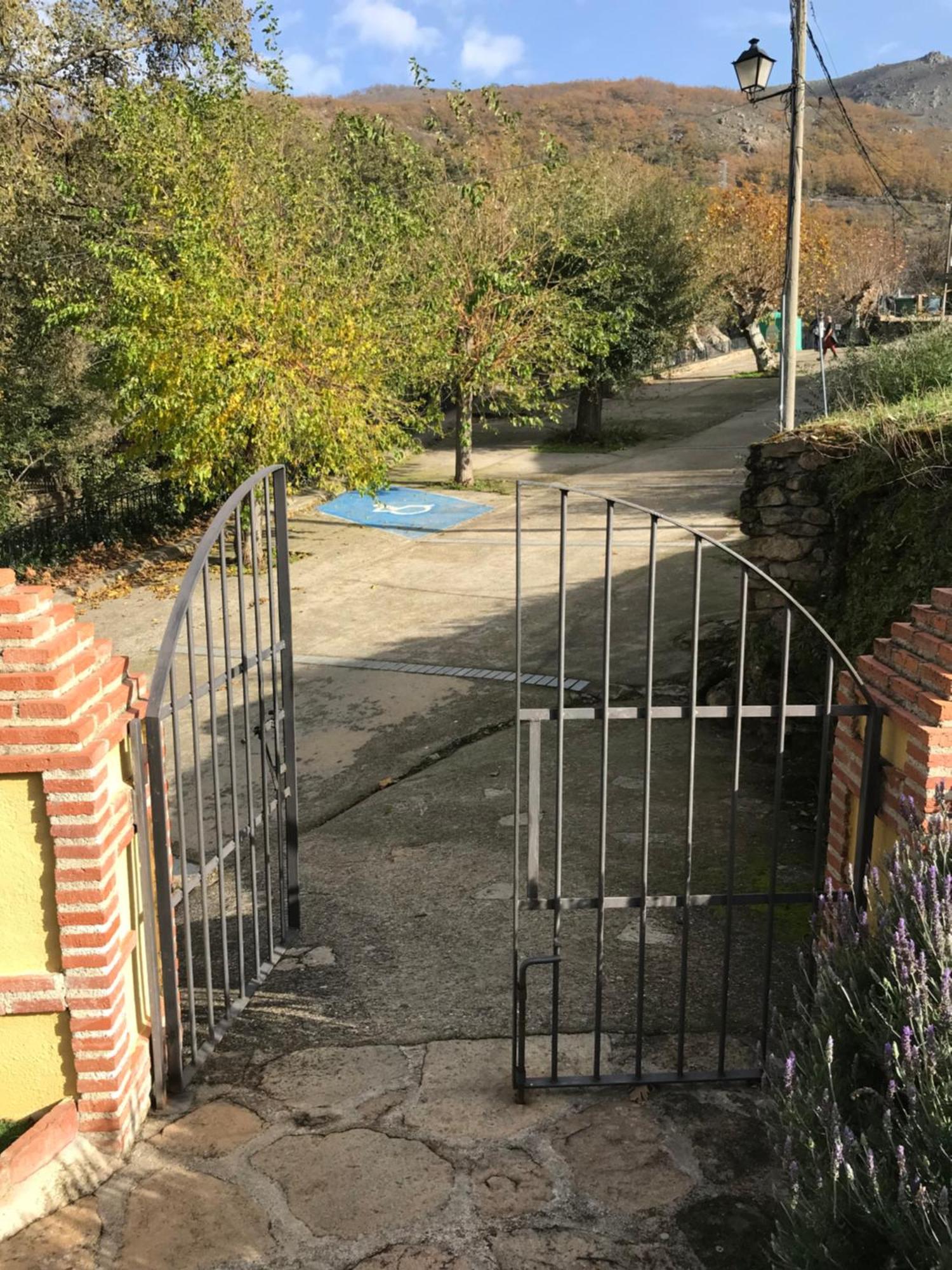 Aroma De Primavera En Casas Rurales Acebuche Casas del Monte Exteriér fotografie