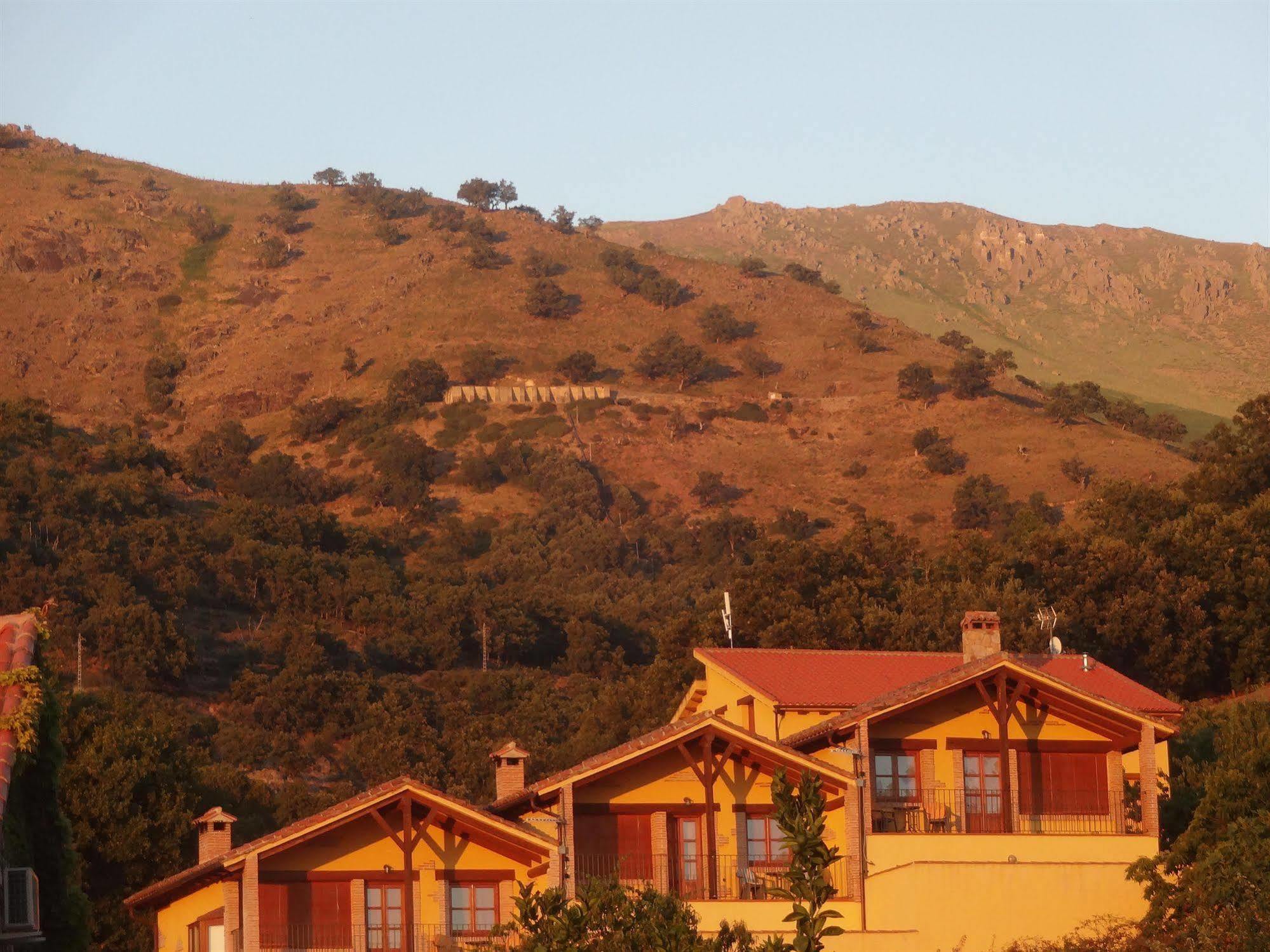 Aroma De Primavera En Casas Rurales Acebuche Casas del Monte Exteriér fotografie