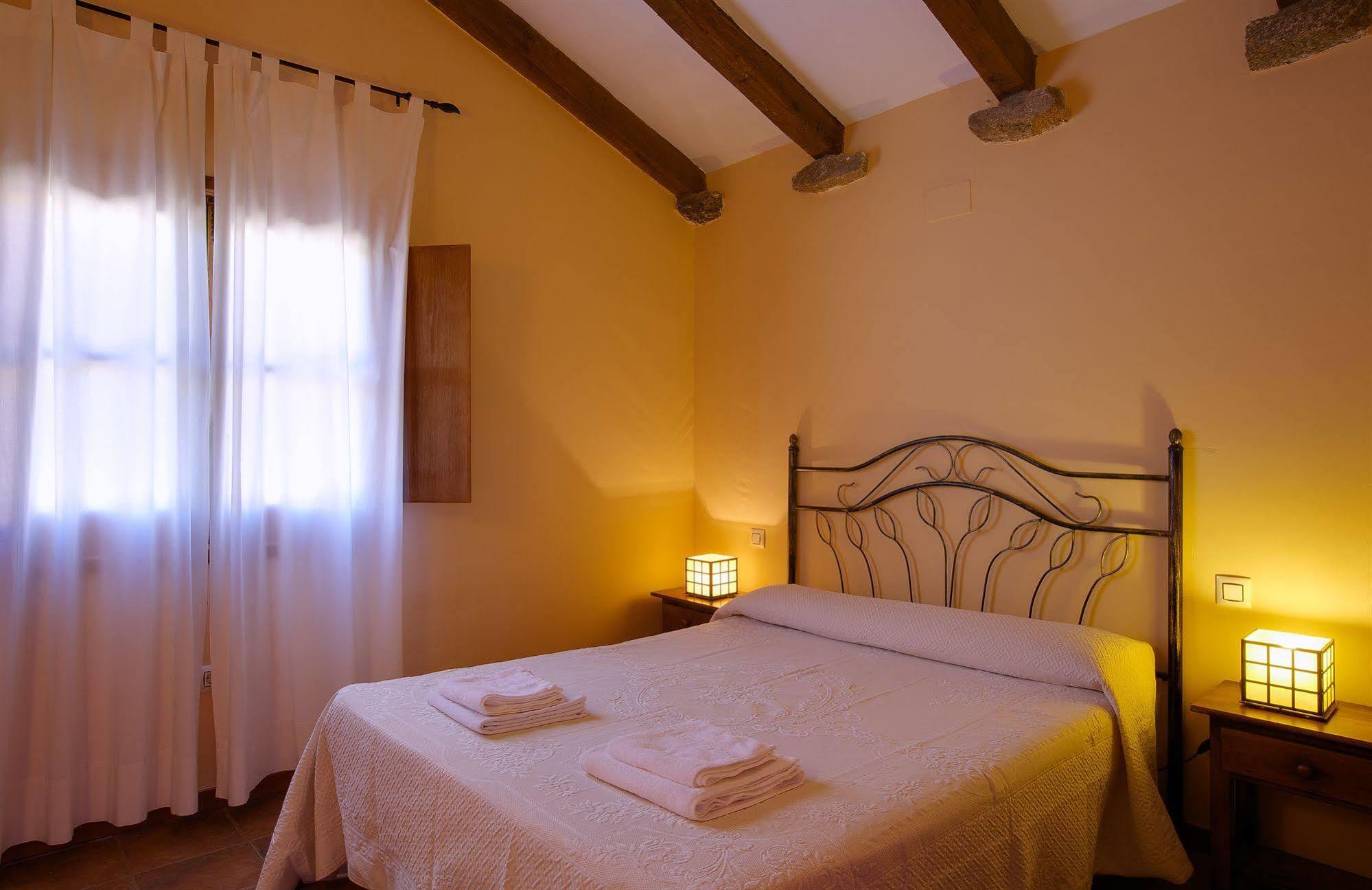 Aroma De Primavera En Casas Rurales Acebuche Casas del Monte Exteriér fotografie